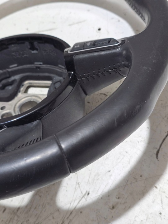 VOLANT AUDI Q5 SQ5 4L0419689A LIFT