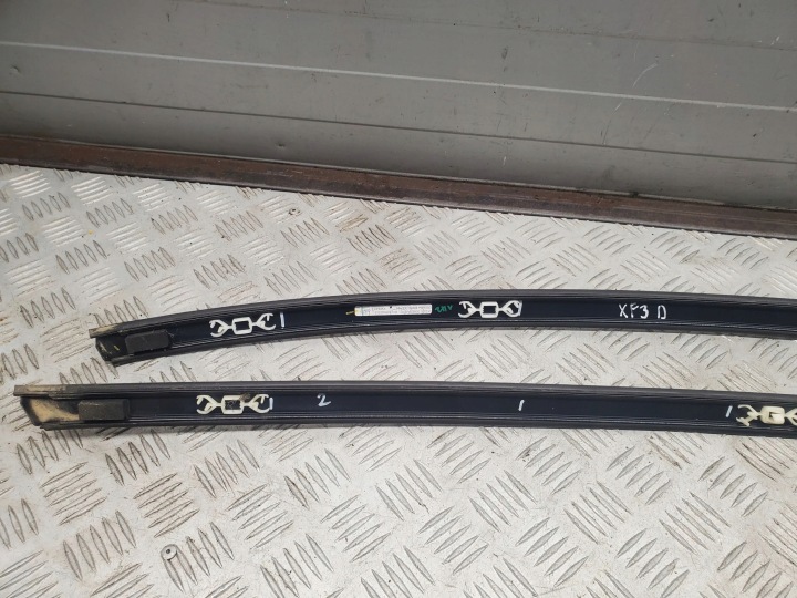 JAGUAR XF 8X23A50463AF ENSEMBLE BAGUETTES BOUCHONS