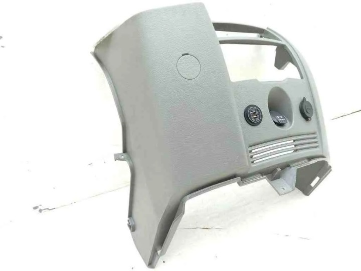 MERCEDES SPRINTER 906 CRAFTER 2E PROTECTION CENTRALE LEVIER DE VITESSES A9066800031