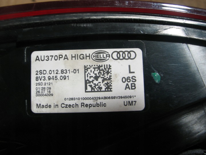 PHARE ARRIÈRE ARRIÈRE AUDI A3 8V 8V3 8V3945091 LED