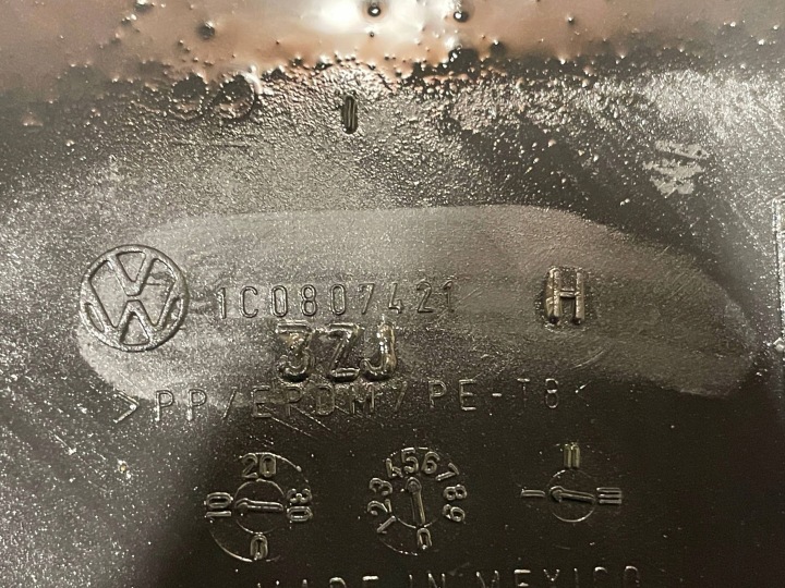 VW NOUVEAU BEETLE 1C0 97-05 PARE-CHOCS ARRIÈRE ARRIÈRE
