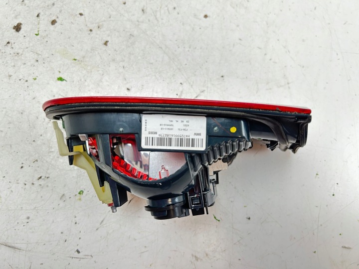 2012 BMW 3 F30 F35 F31 PHARES ARRIÈRE COUVERCLES DE COFFRE COUVERCLES DE COFFRE 725991610