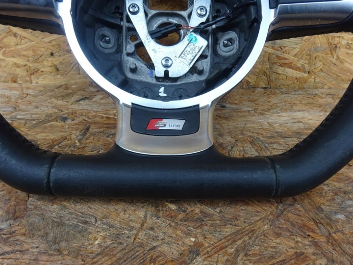 AUDI TT 8J A3 8P LIFT VOLANT CUIR MULTIFONCTION S-LINE 8J0419091B