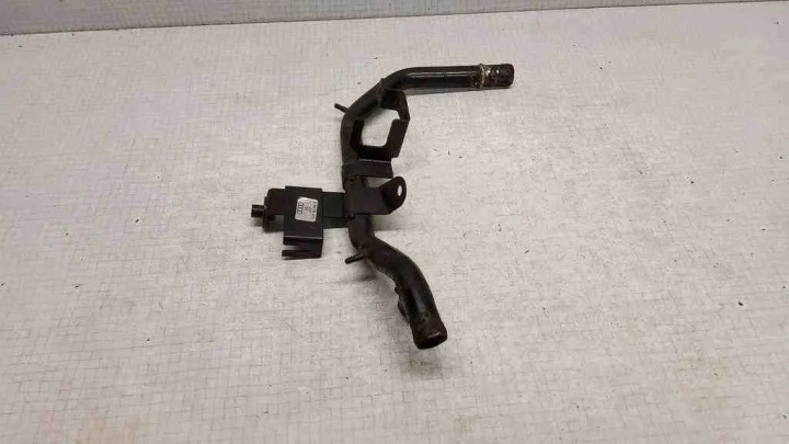 TUYAU REFROIDISSEMENT AUDI A4 (8D2, B5) 028121065S 1.9L DIESEL 1998