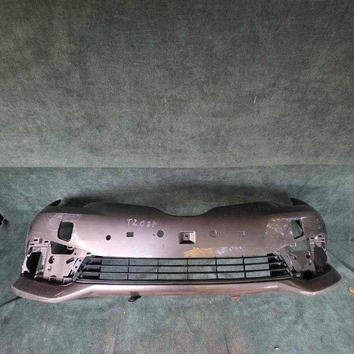 PARE-CHOCS AVANT TOYOTA AURIS II LIFT E18 2015-2018R