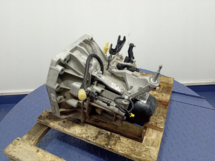 DACIA DUSTER I LIFT 13- 1.6 114KM BOÎTE DE VITESSES MANUELLE TRANSMISSION AVANT JR5395