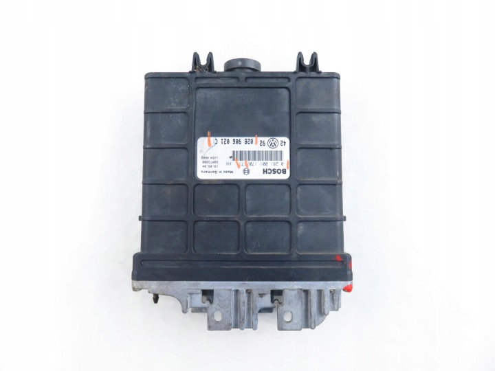 CONTRÔLEUR MOTEUR 0281001170, 028906021C