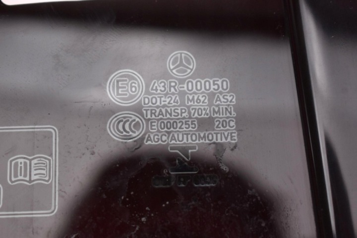 VITRE CARROSSERIE DROITE ARRIÈRE MERCEDES CLA C117 BERLINE 13-16