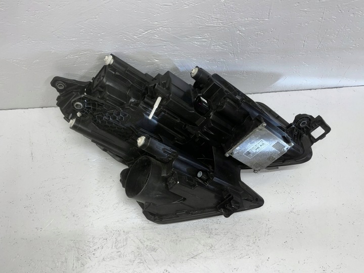 SKODA KODIAQ PROJECTEUR GAUCHE AVANT AVANT 566941015F ORIGINE
