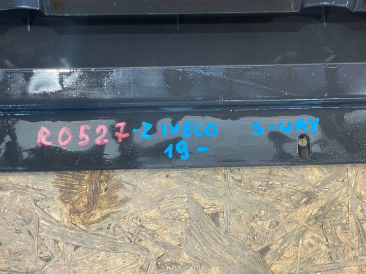 IVECO S-WAY SWAY 19- SPOILER MOULURE DOUBLURE PARE-CHOCS AVANT AVANT