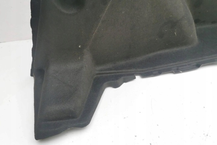 DROITE GARNITURE COUVERCLES DE COFFRE TOYOTA COROLLA BERLINE (_E15_) 6471002440 1.8L 2021