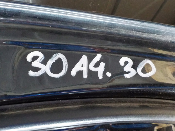 HYUNDAI I30 1.6 CRDI 2011R BERLINE COMPACTE PORTES DROIT AVANT PASSAGER CODE ″9F″