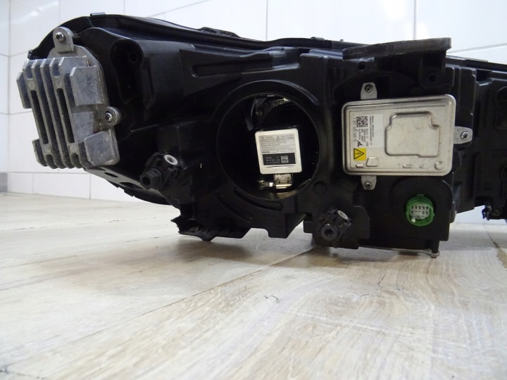 ALFA ROMEO STELVIO PHARE GAUCHE AVANT BIXENON 50552987 LLU
