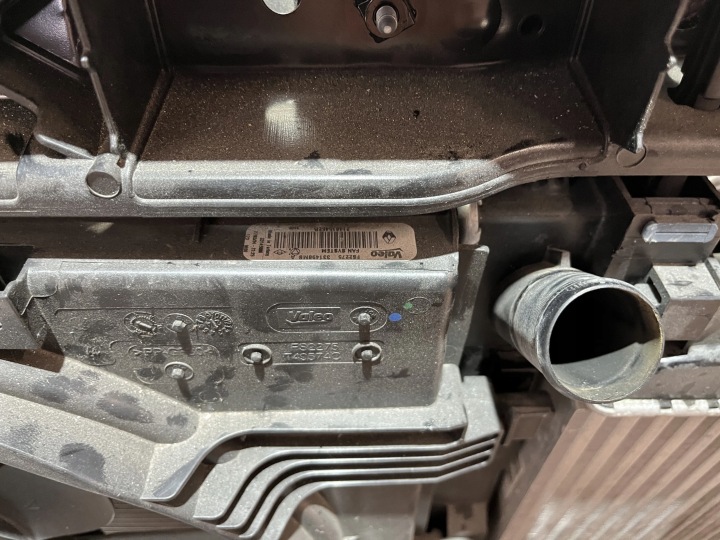 PANNEAU AVANT RADIATEURS RENAULT CLIO V LIFT 23- 1.0 TCE