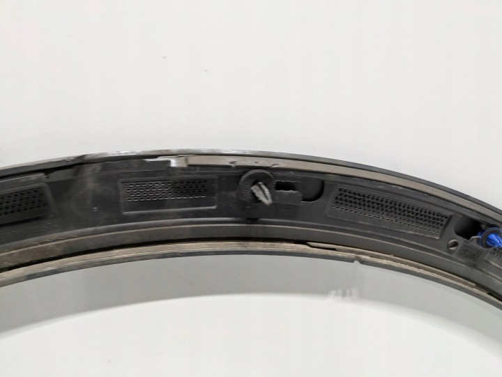 REVÊTEMENT PASSAGE DE ROUE ARRIÈRE ARRIÈRE CÔTÉ DROITE AUDI Q3 F3 83A853818A