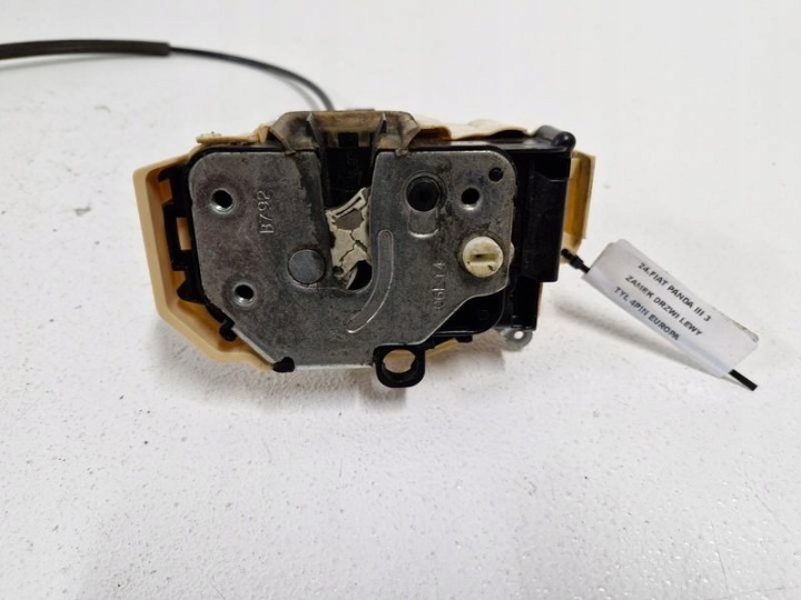 FIAT PANDA III 3 SERRURE DE PORTE GAUCHE ARRIÈRE 4 GOUPILLE 51963630