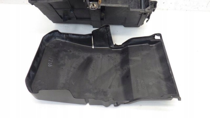 COUVERCLE BATTERIE FORD OE 7M51-10A659-AB
