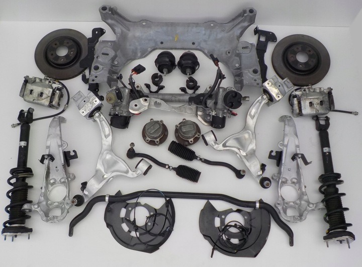 ROTULE DE DIRECTION AVANT DROITE OU GAUCHE INFINITI Q50 2.2D