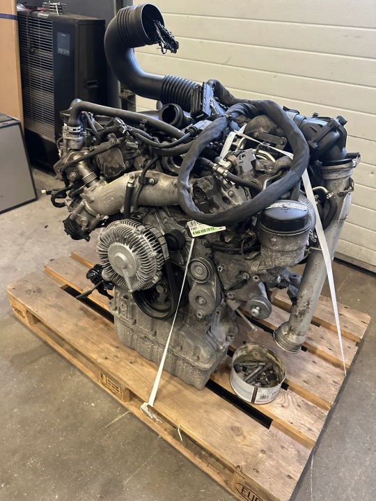 MERCEDES SPRINTER W907 907 3.0 V6 MOTEUR COMPLET OM642 642.899 642899