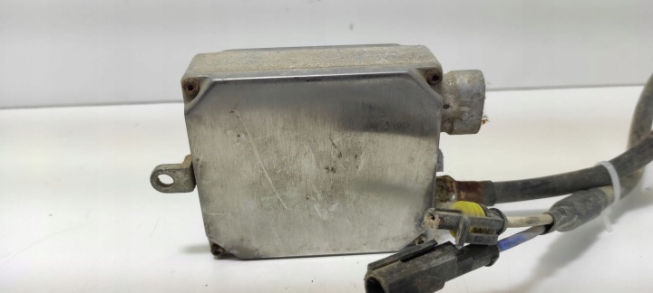 CONVERTISSEUR XÉNON FORD COUGAR 10R020547