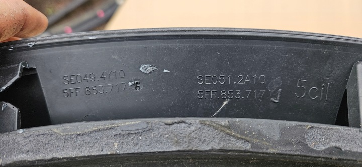 MOULURE AVANT GAUCHE 5FF853717J CUPRA FORMENTOR