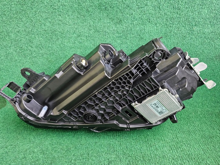 PHARE DROITE SKODA SUPERB 4 COMPLET LED 3P1941016A OE COMPLÈTE