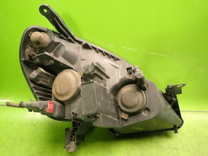 PROJECTEUR GAUCHE PHARE AVANT OPEL ZAFIRA B 06R 24451052 0301214201