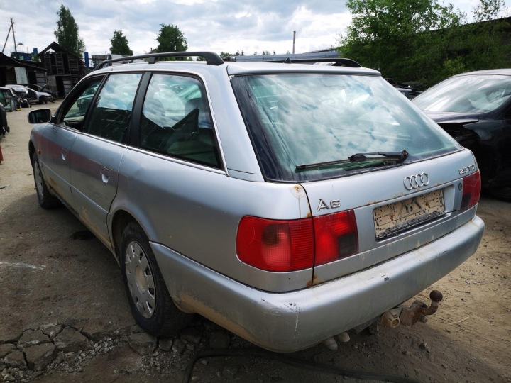 AUDI A6 VITRE DE PORTIÈRE ARRIÈRE DROIT 1995 2.5L DOT27M24100AS2