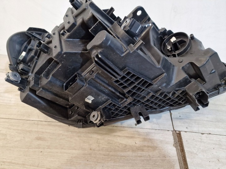 BMW 2 F45 F46 LIFT PROJECTEUR COMPLET LED EUROPE