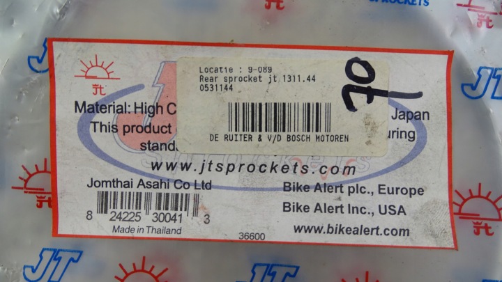 R258 ENGRENAGE MENÉE ARRIÈRE HONDA NT NTV 650 88-91 JT 1311.44