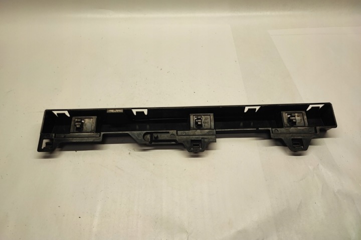 ARRIÈRE DROIT FIXATION SEUIL BMW 1 (F20) 7240914 1.5L GASOLINE 100KW 2017