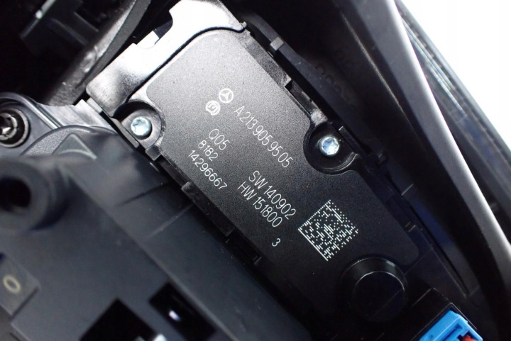 RADIO NAVIGATION I-DRIVE COMPTEUR LCD EUROPE MERCEDES E-KLASA W213 C238 18R