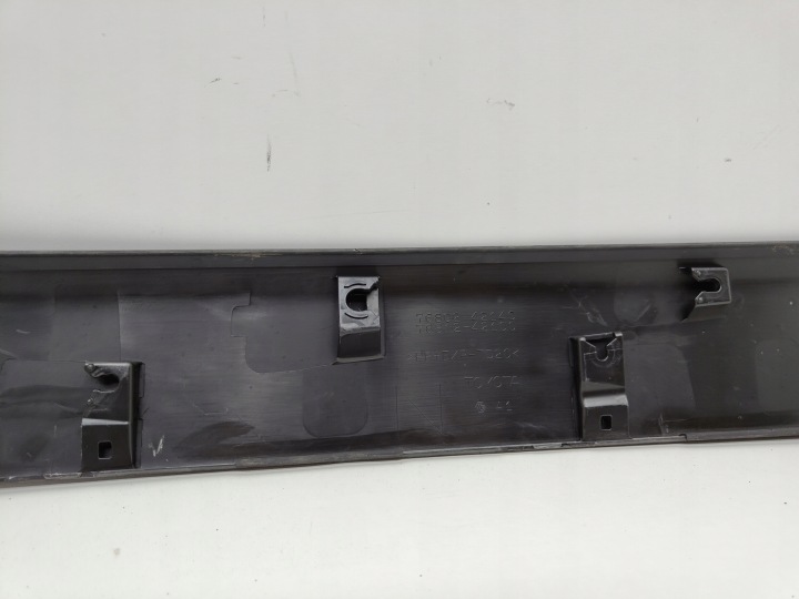 TOYOTA RAV4 V MOULURE COUVERCLES DE COFFRE COUVERCLES DE COFFRE ARRIÈRE ARRIÈRE 76802-42140 PHOTO