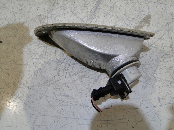 VESPA LX 50 CLIGNOTANT GAUCHE AVANT 640968