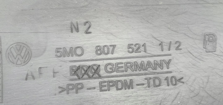 VW GOLF 5 V PLUS SPOILER DOUBLURE PARE-CHOCS ARRIÈRE 5M0807521