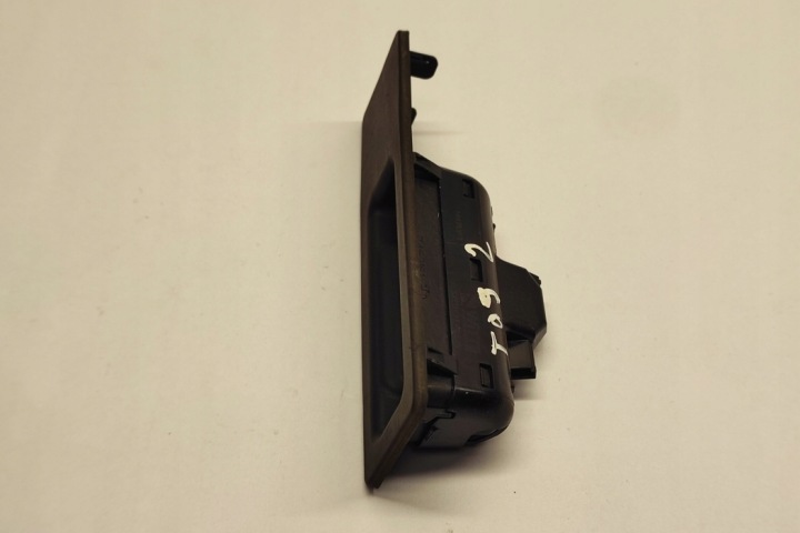 POIGNÉE VERS OUVERTURE ARRIÈRE OKLADKI BMW 2 ACTIVE TOURER (F45) 7463161 2.0L