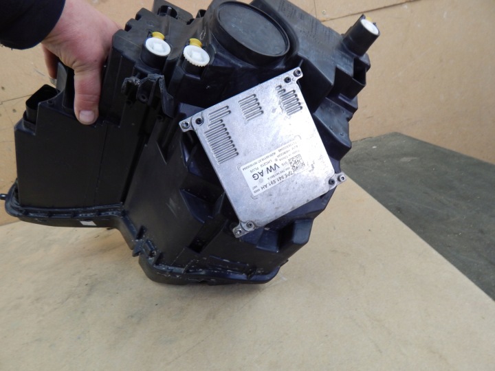 SKODA KAROQ 57B PHARE DROIT AVANT DROITE AVANT COMPLET LED 57B941016F ORIGINE