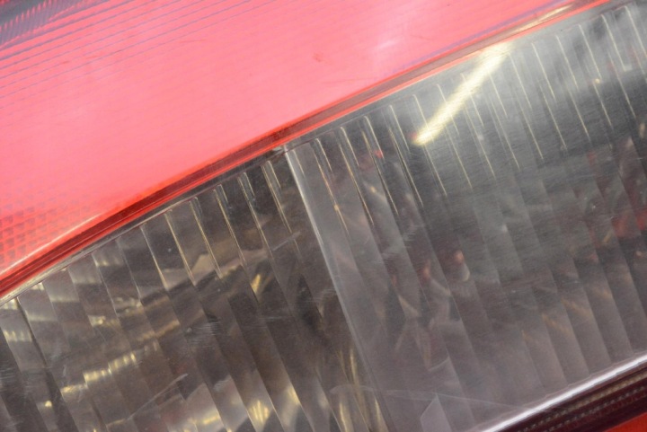 PHARE GAUCHE ARRIÈRE ARRIÈRE 09114336 OPEL CORSA C 3D HAYON 00-03