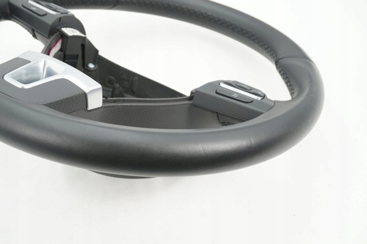 VOLANT CUIR MULTIFONCTIONNELLE VW PASSAT B7 CC 3C8419091BE