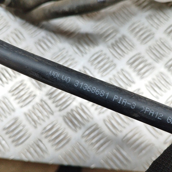 VOLVO S90, V90 2021 FIL TUYAU RADIATEUR