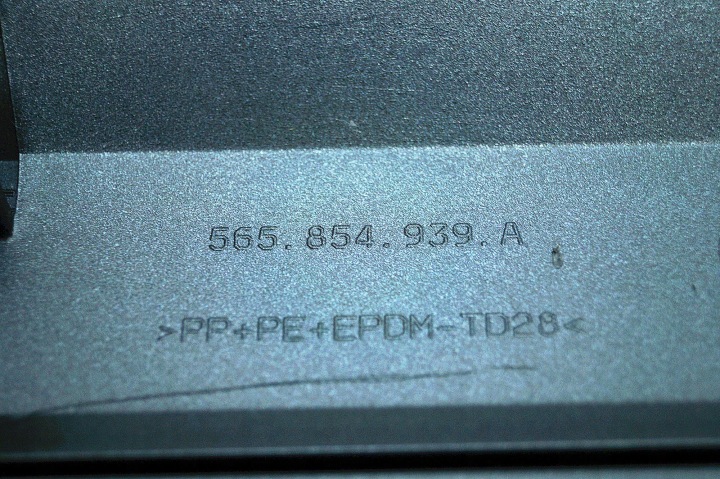 MOULURE PORTES GAUCHE AVANT SKODA KODIAQ I 565