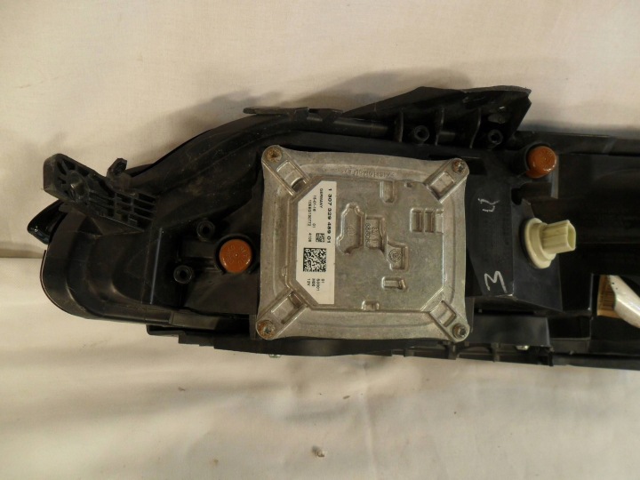PHARE DROIT AVANT 68157104AR 160229A 130732948901 JEEP CHEROKEE KL LED