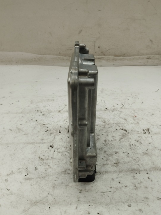 BMW F30 CONTRÔLEUR ORDINATEUR MOTEUR 0281030326