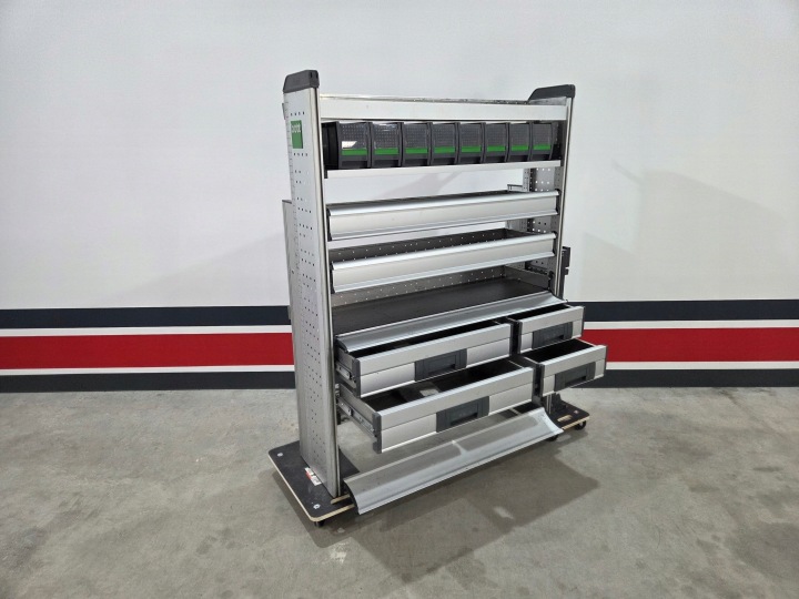 CARROSSERIE DE SERVICE ATELIER CRAFTER SPRINTER TRANSIT MAN TGE IVECO