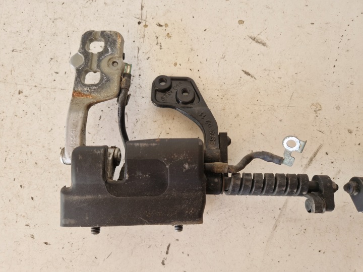CHARNIÈRES COUVERCLES DE COFFRE ENSEMBLE BMW 3 E46 UNIVERSEL 318I 2.0 B