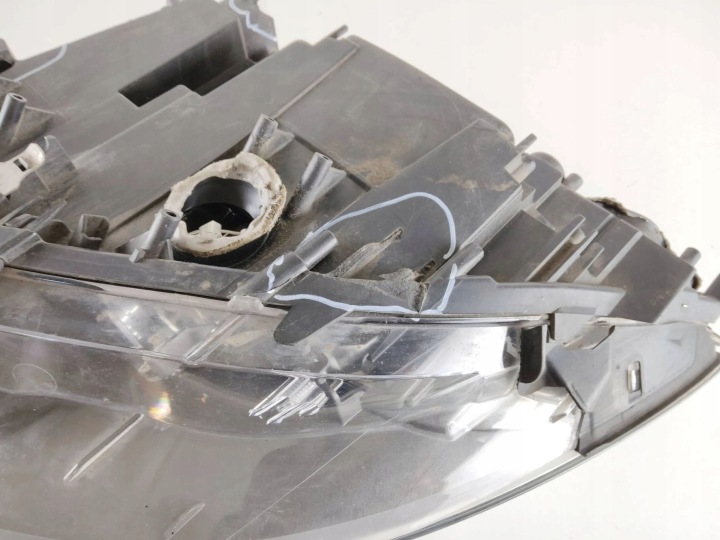 2010 BMW 5 F10 F11 PROJECTEUR 7203252