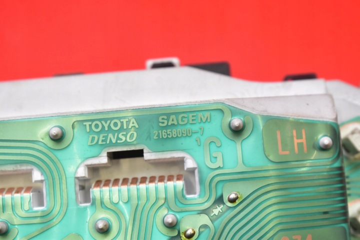 COMPTEUR MONITEUR EUROPE 21658090-7 TOYOTA YARIS 1 I 1.0 VVTI 68 KM 99-03