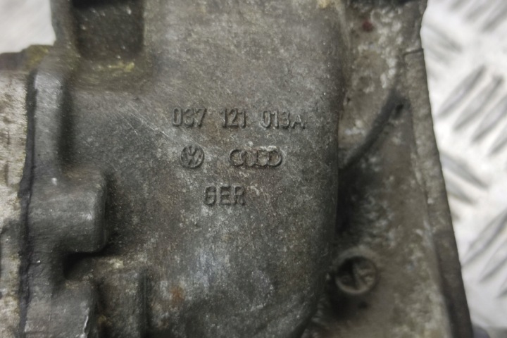 POMPE À EAU AUDI 80 (8C, B4) 037121013A 1.9L DIESEL 66KW 1993