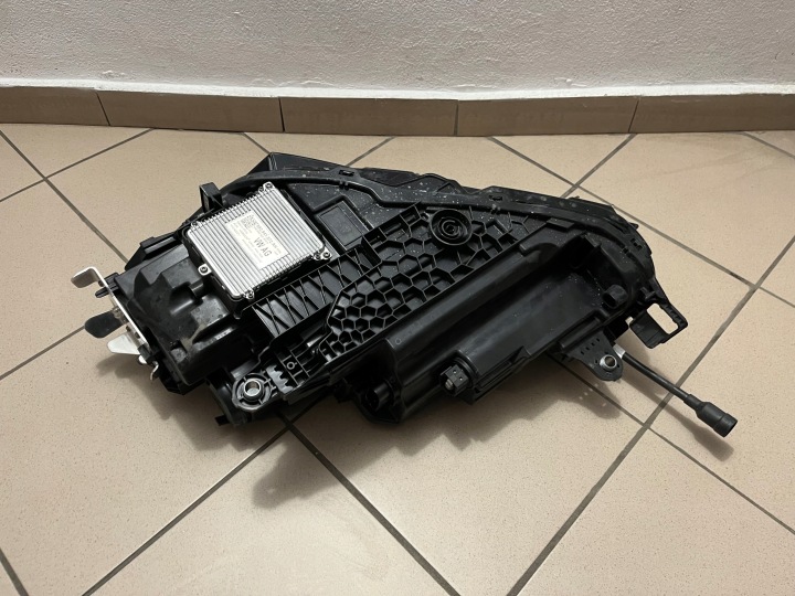 PHARE AVANT AVANT DROITE SKODA SUPERB IV 4 COMPLET LED 24- 3P1941016B