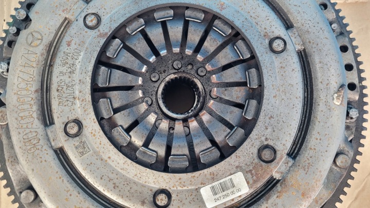 MERCEDES W177 A180 22R 2.0 CDI EMBRAYAGE BI-MASSE DISQUE 2472500000 ENSEMBLE